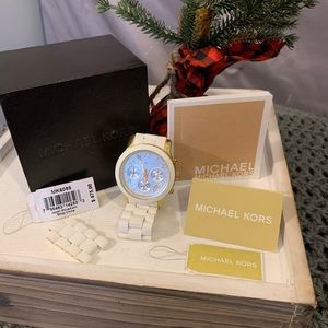 Micheal kors watch white and gold